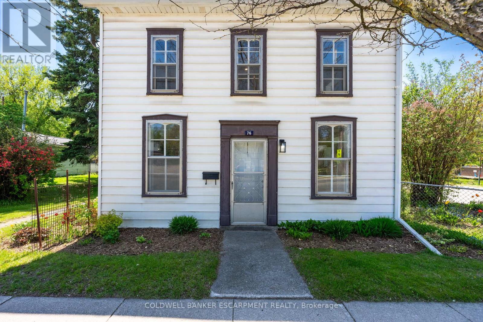 76 Main Street N, Halton Hills, Ontario  L7J 1W2 - Photo 3 - W13153002