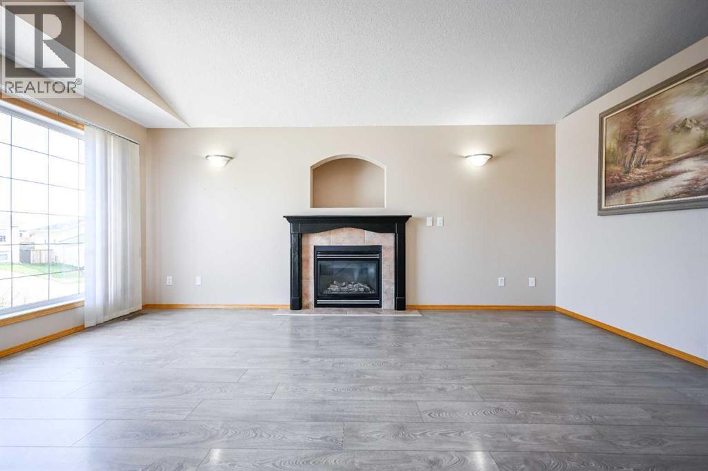 174 Crystal Heights Lane, Grande Prairie, Alberta  T8X 1R7 - Photo 7 - A2310787