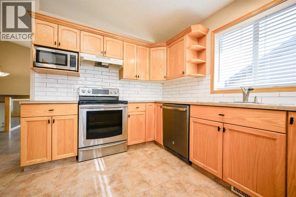 174 Crystal Heights Lane, Grande Prairie, Alberta  T8X 1R7 - Photo 11 - A2310787