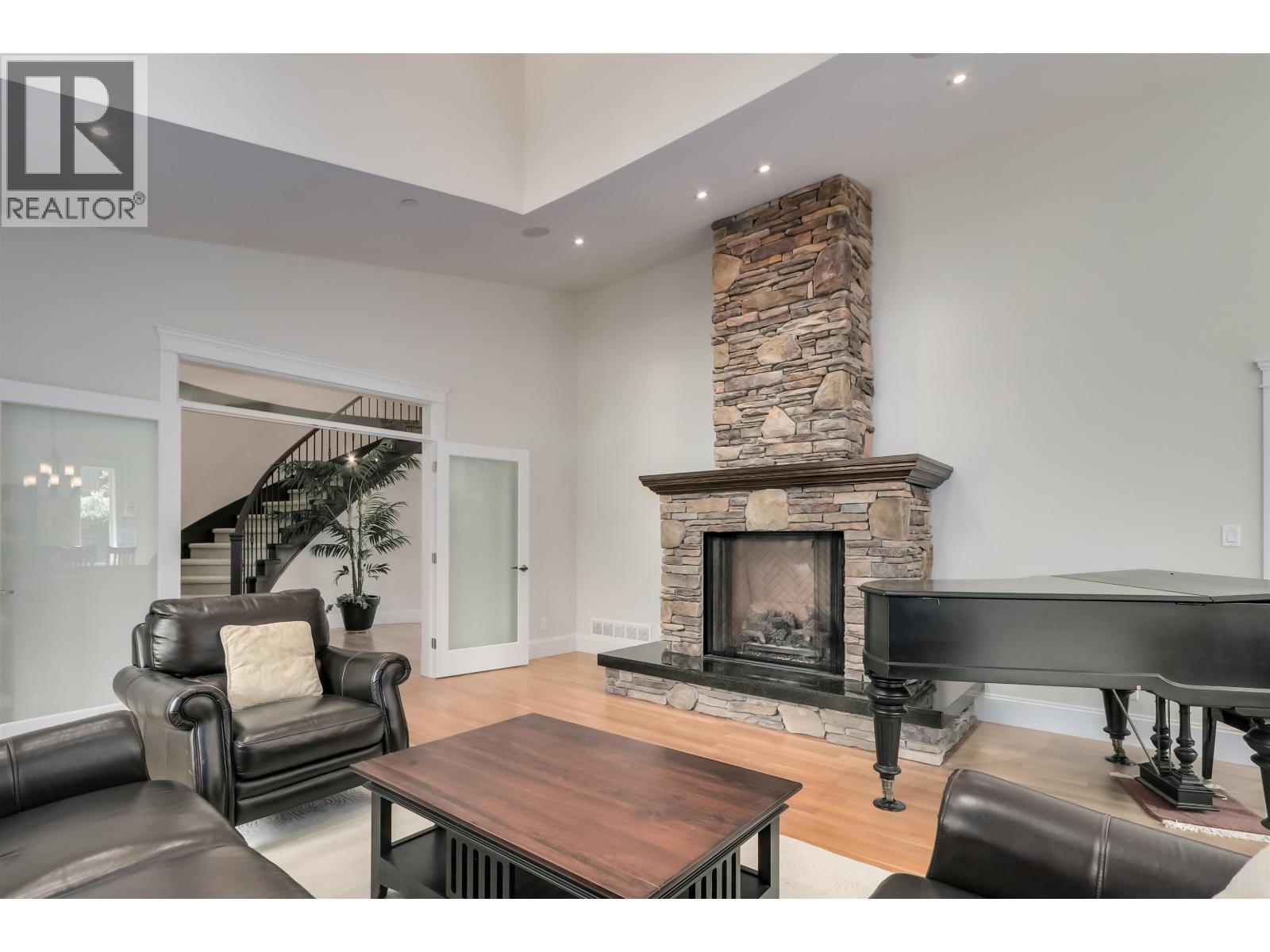 352 St. James Crescent, West Vancouver, British Columbia  V7S 1J8 - Photo 7 - R3125832