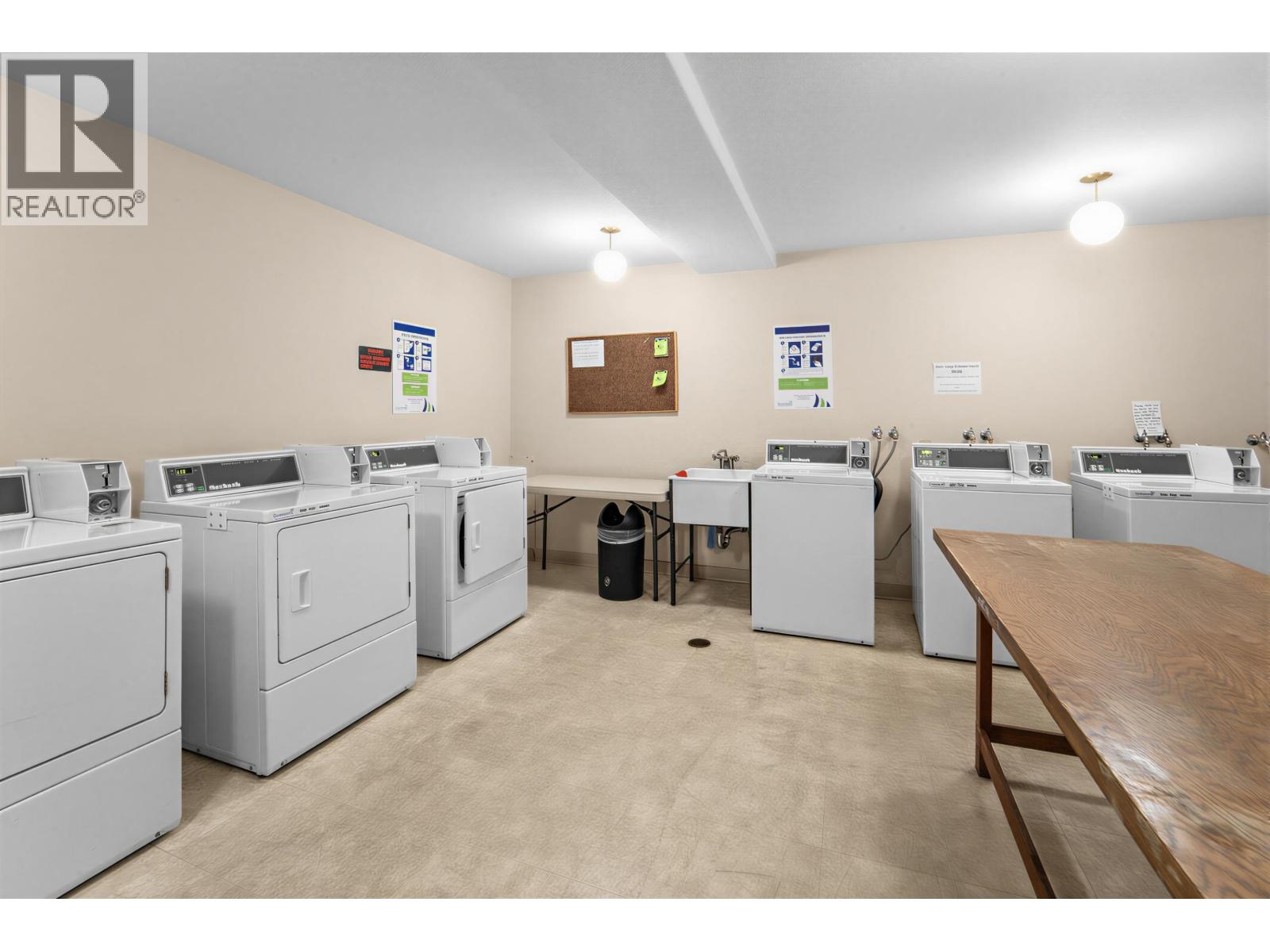 6380 Buswell Street, Richmond, British Columbia  V6Y 2E9 - Photo 16 - R3113057