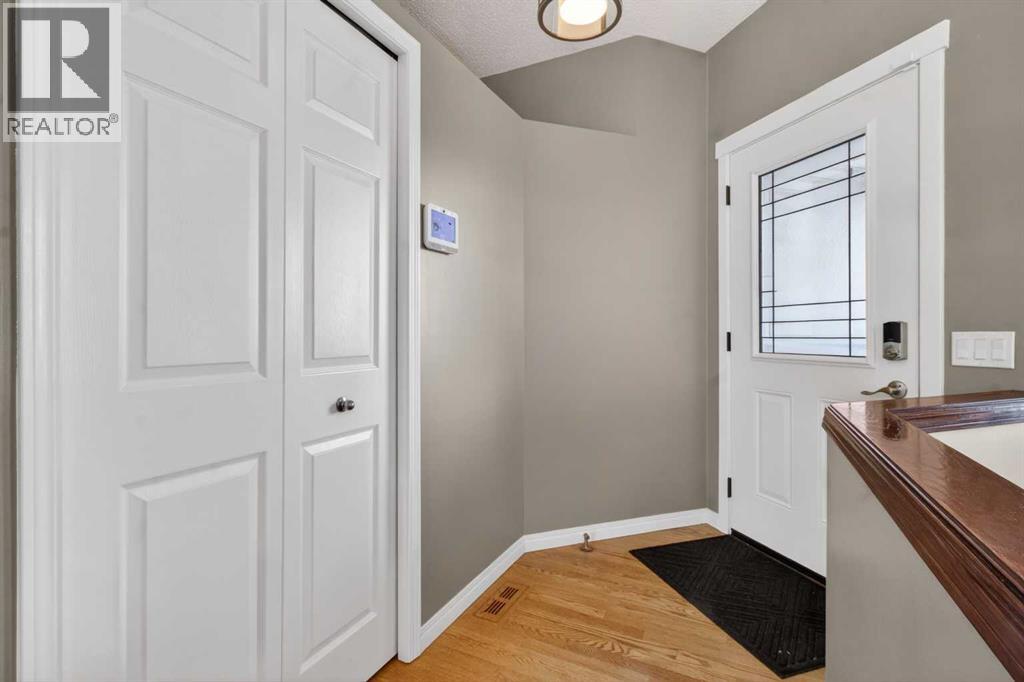 20 Riverwood Crescent SE, Calgary, Alberta  T2C 4B1 - Photo 2 - A2309939