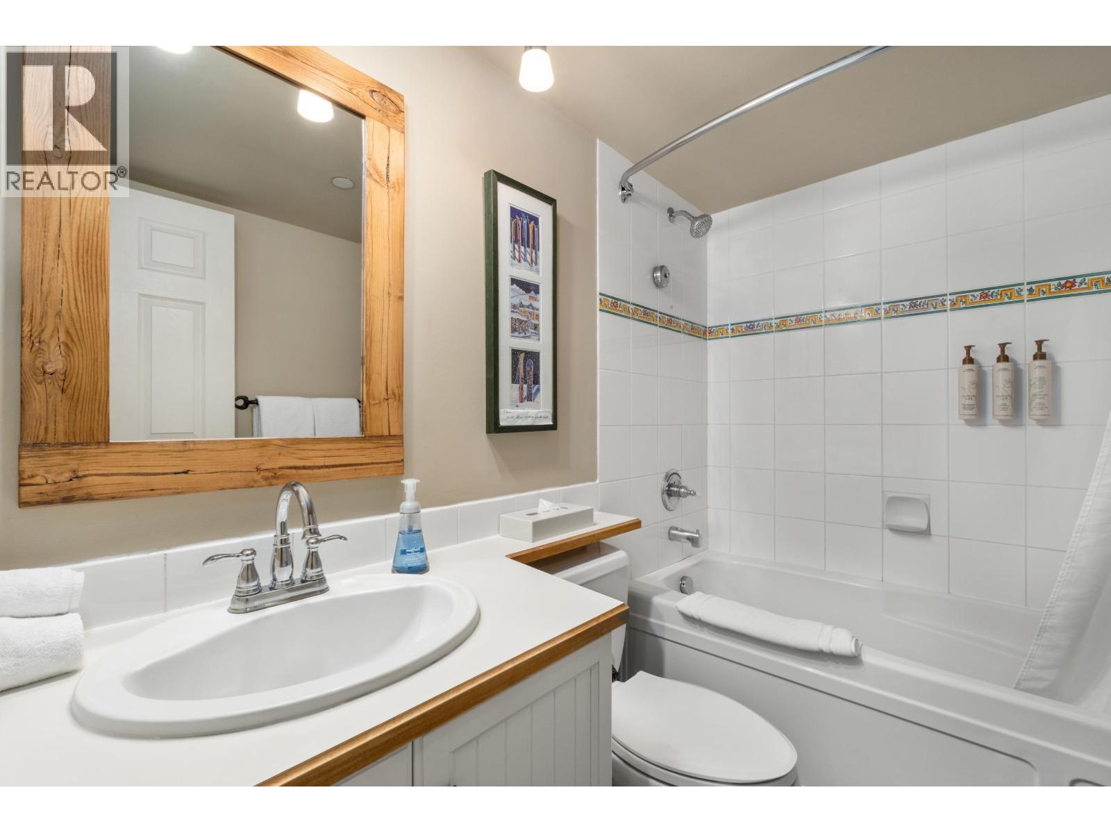 562 4800 Spearhead Drive, Whistler, British Columbia  V8E 1G1 - Photo 11 - R3124994