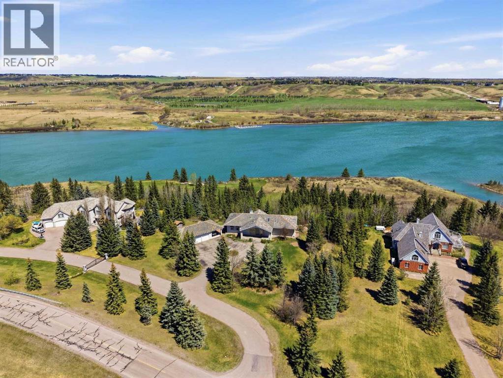 182 Emerald Bay Drive, Rural Rocky View County, Alberta  T3Z 1E2 - Photo 2 - A2311163