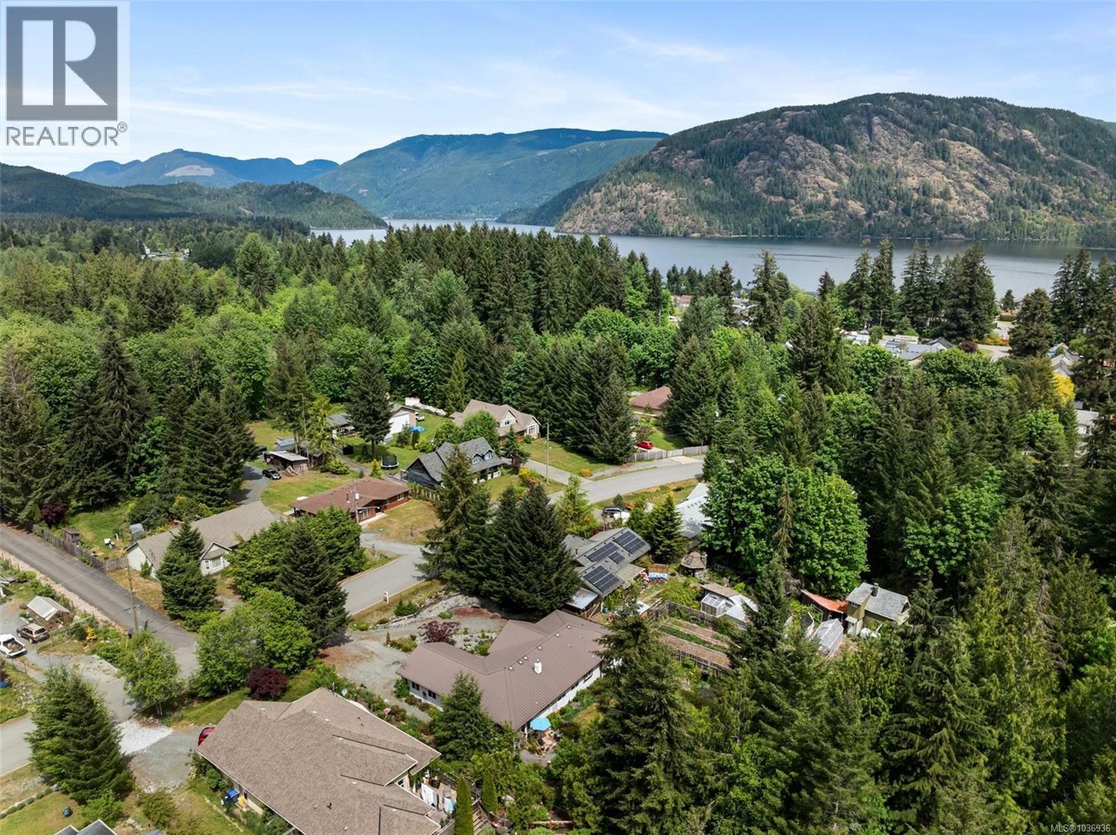 6745 Wall St, Honeymoon Bay, British Columbia  V0R 1Y0 - Photo 34 - 1036936