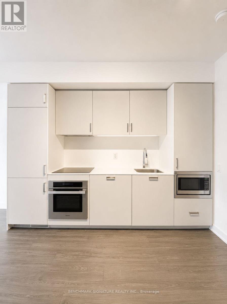 1215 - 88 Queen Street E, Toronto, Ontario  M5C 0B6 - Photo 2 - C13153036