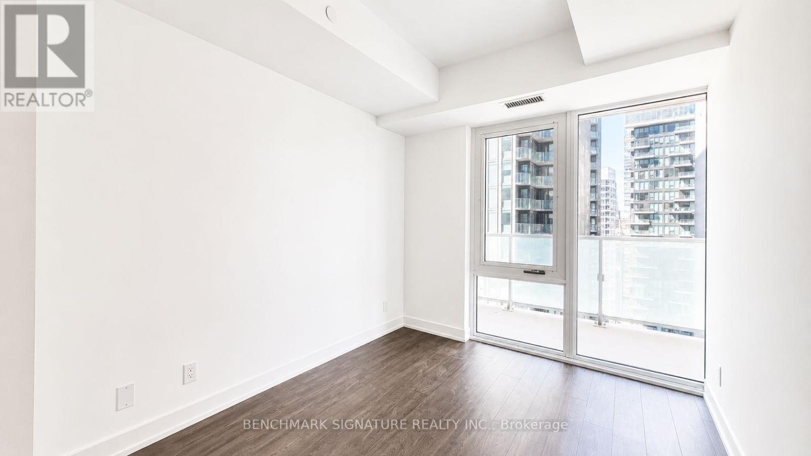 1215 - 88 Queen Street E, Toronto, Ontario  M5C 0B6 - Photo 7 - C13153036