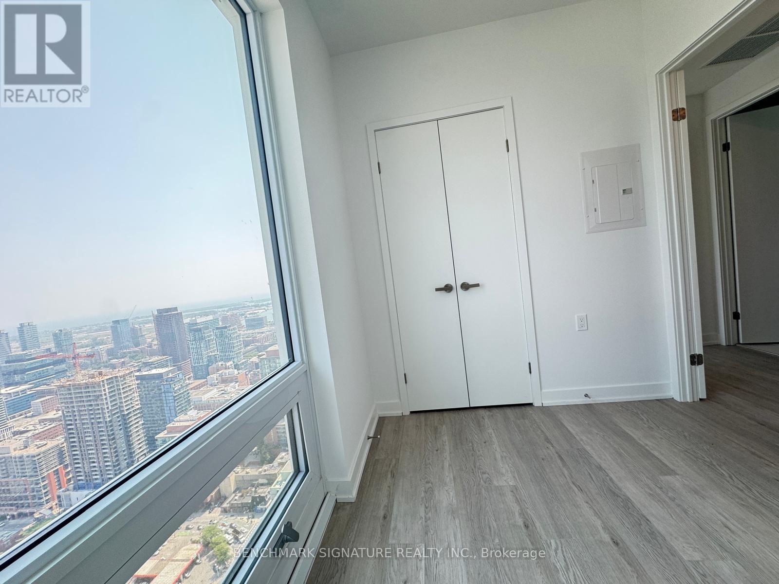 4803 - 88 Queen Street E, Toronto, Ontario  M5C 0B6 - Photo 9 - C13153044