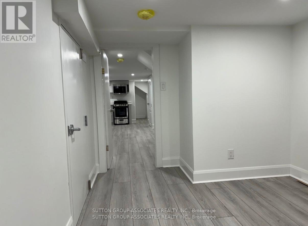 Bsmt - 1208 College Street, Toronto, Ontario  M6H 1B9 - Photo 8 - C13153054