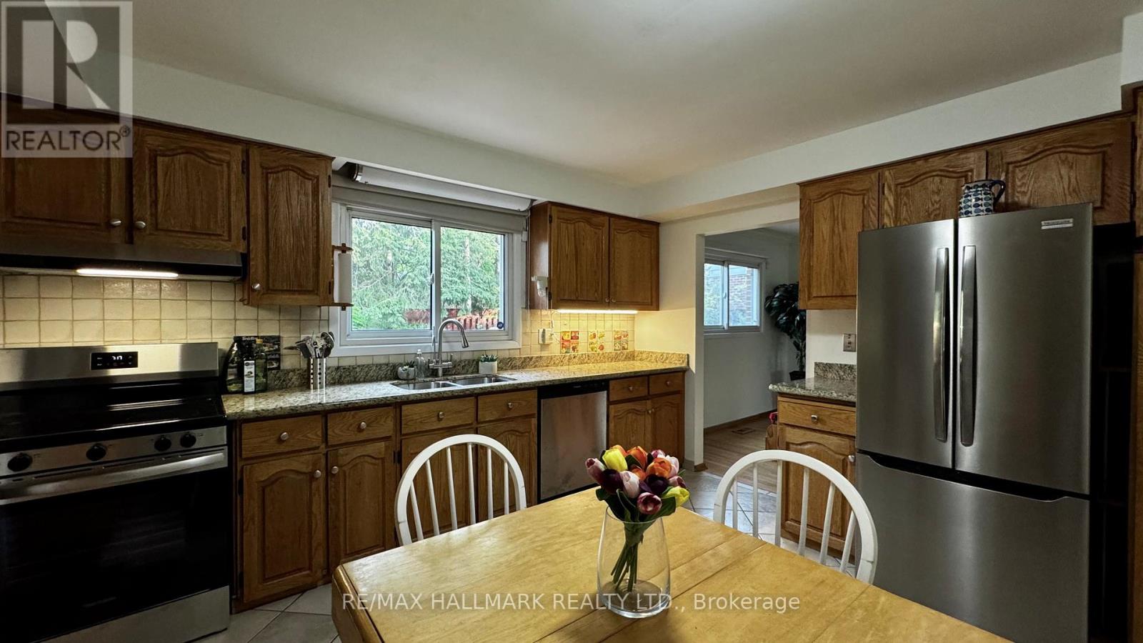 34 Harringay Crescent, Toronto, Ontario  M1W 1Z3 - Photo 15 - E12898904