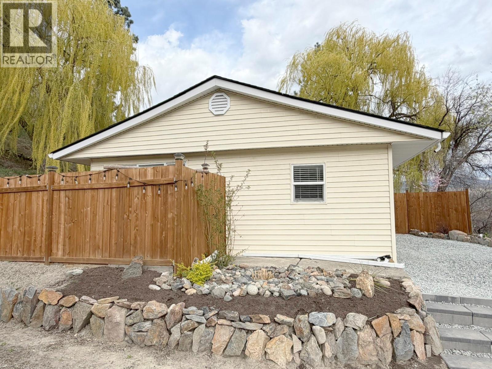 6430 Westsyde Road, Kamloops, British Columbia  V2B 8N7 - Photo 26 - 10383651
