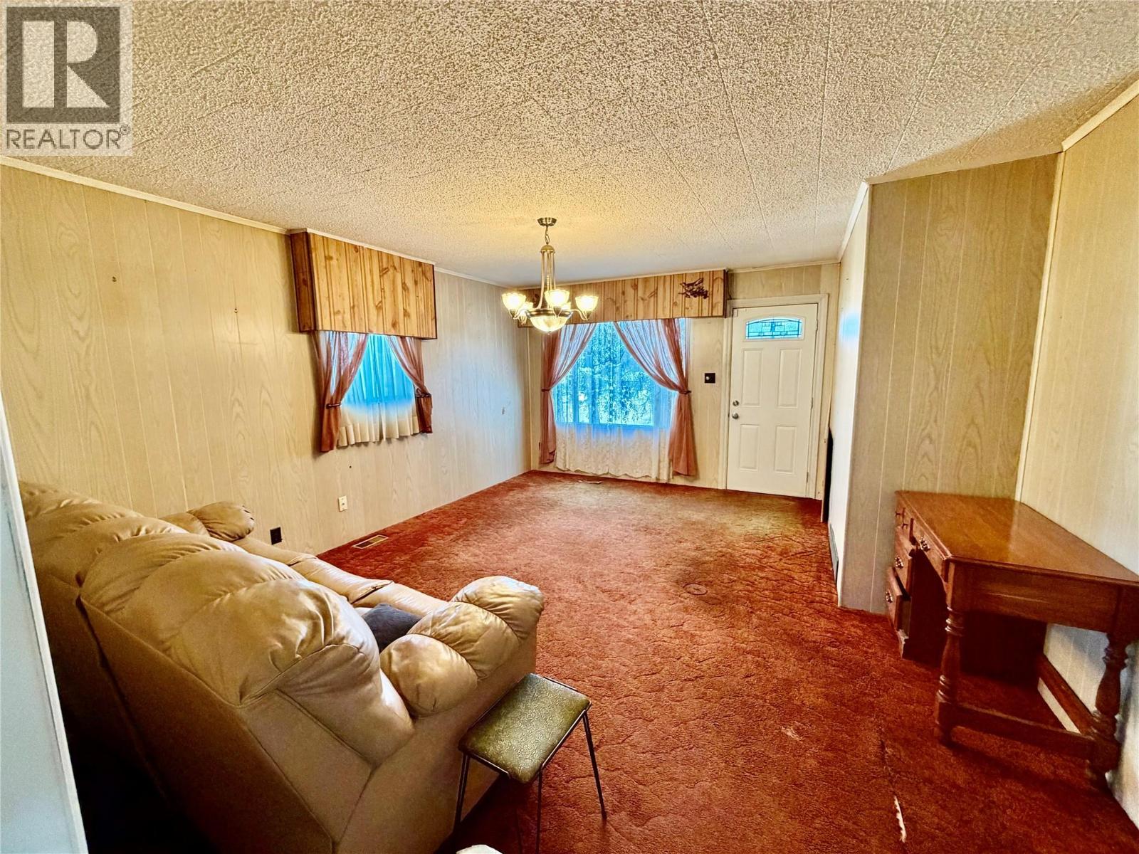 400 98 Avenue, Dawson Creek, British Columbia  V1G 1R9 - Photo 4 - 10388035