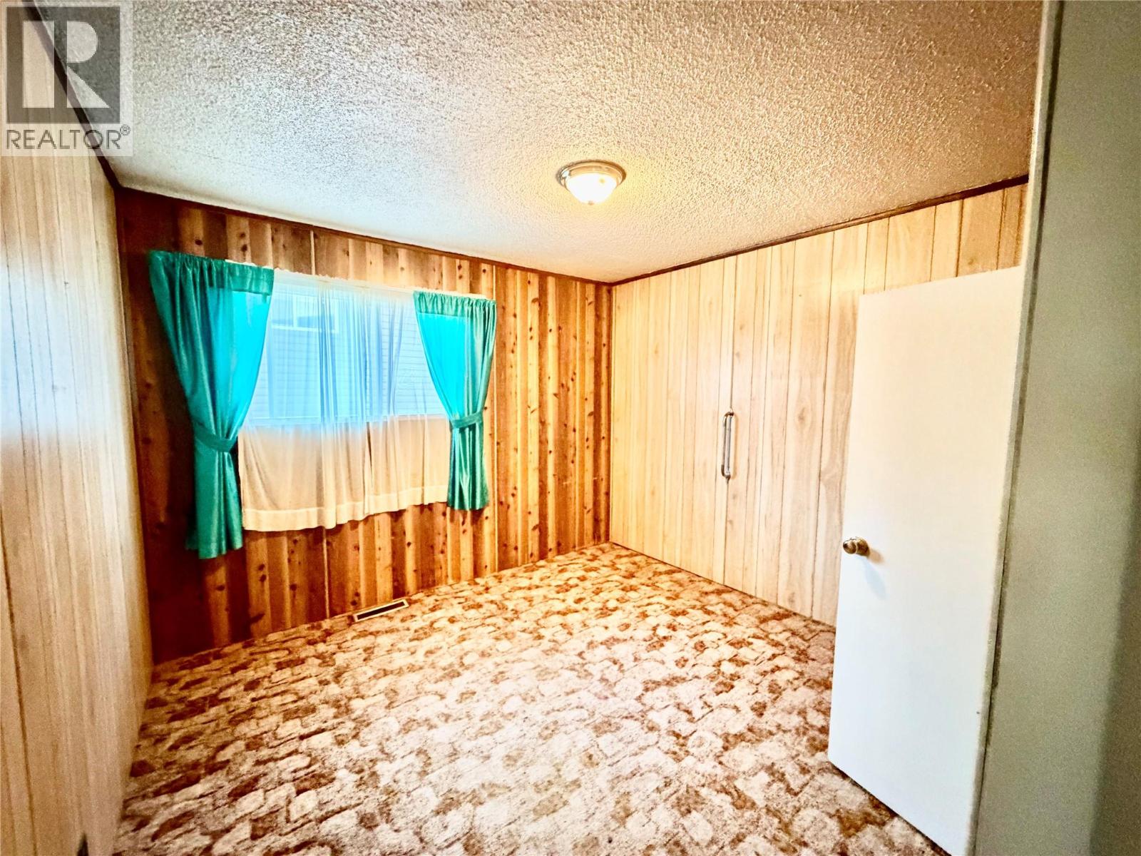 400 98 Avenue, Dawson Creek, British Columbia  V1G 1R9 - Photo 9 - 10388035