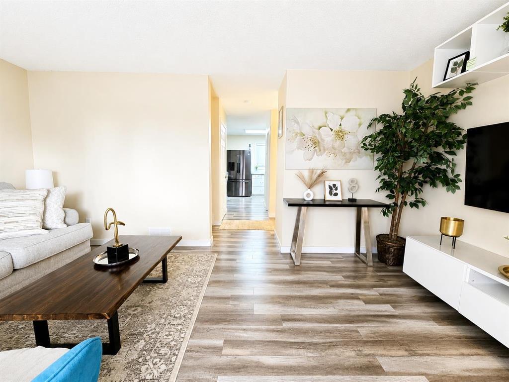 97 Kairistine Lane, Winnipeg, Manitoba  R2R 1E9 - Photo 6 - 202609890