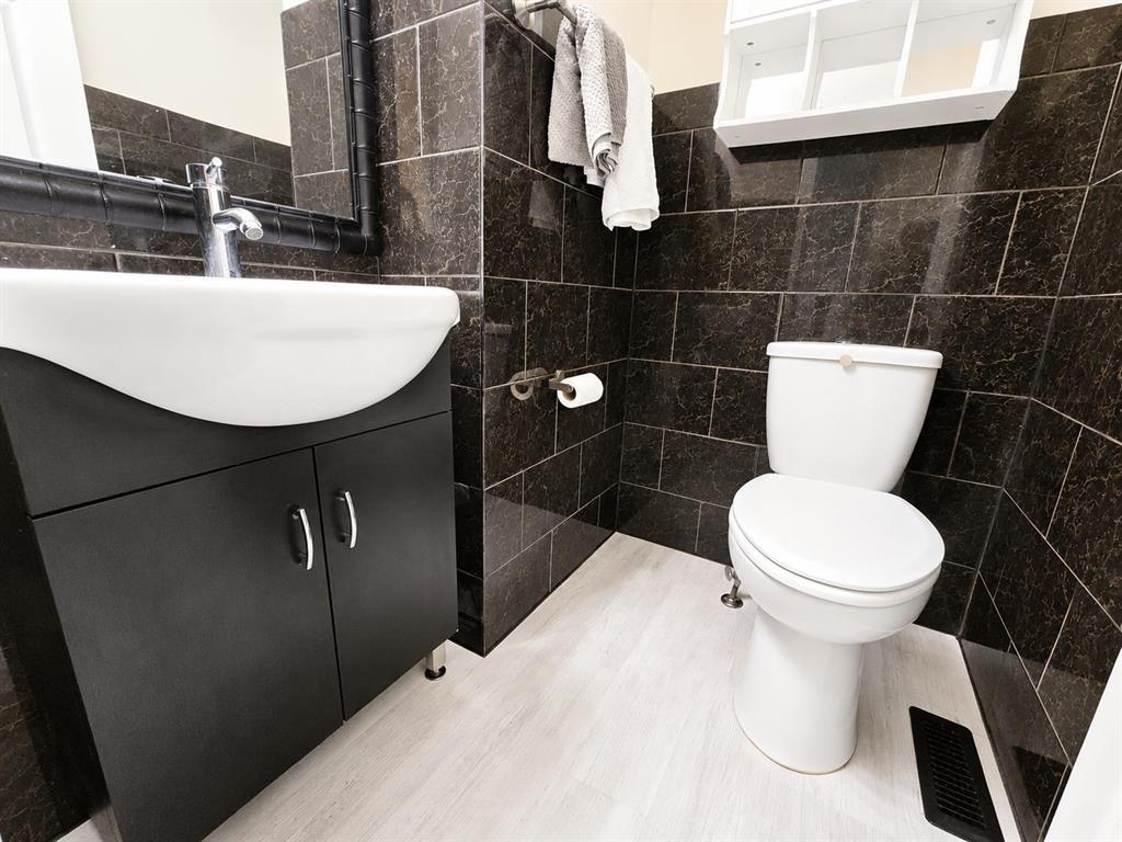 97 Kairistine Lane, Winnipeg, Manitoba  R2R 1E9 - Photo 8 - 202609890