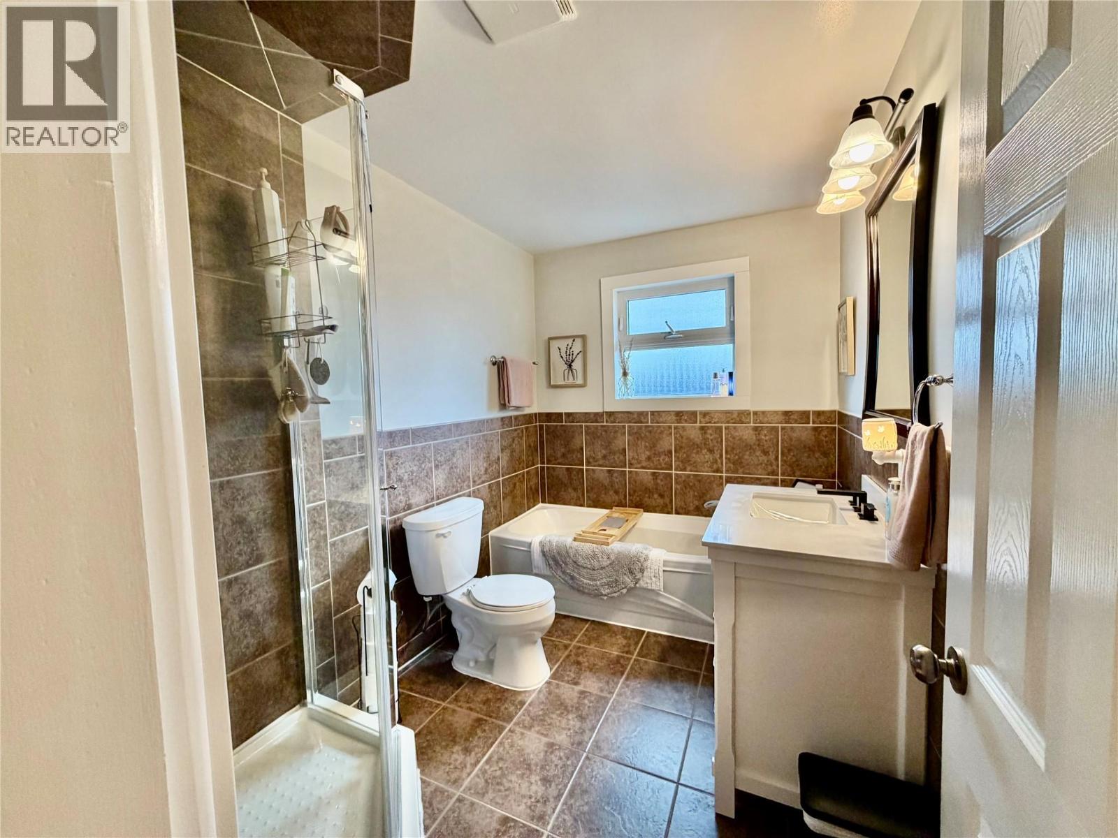 1300 93 Avenue, Dawson Creek, British Columbia  V1G 1E4 - Photo 16 - 10388195