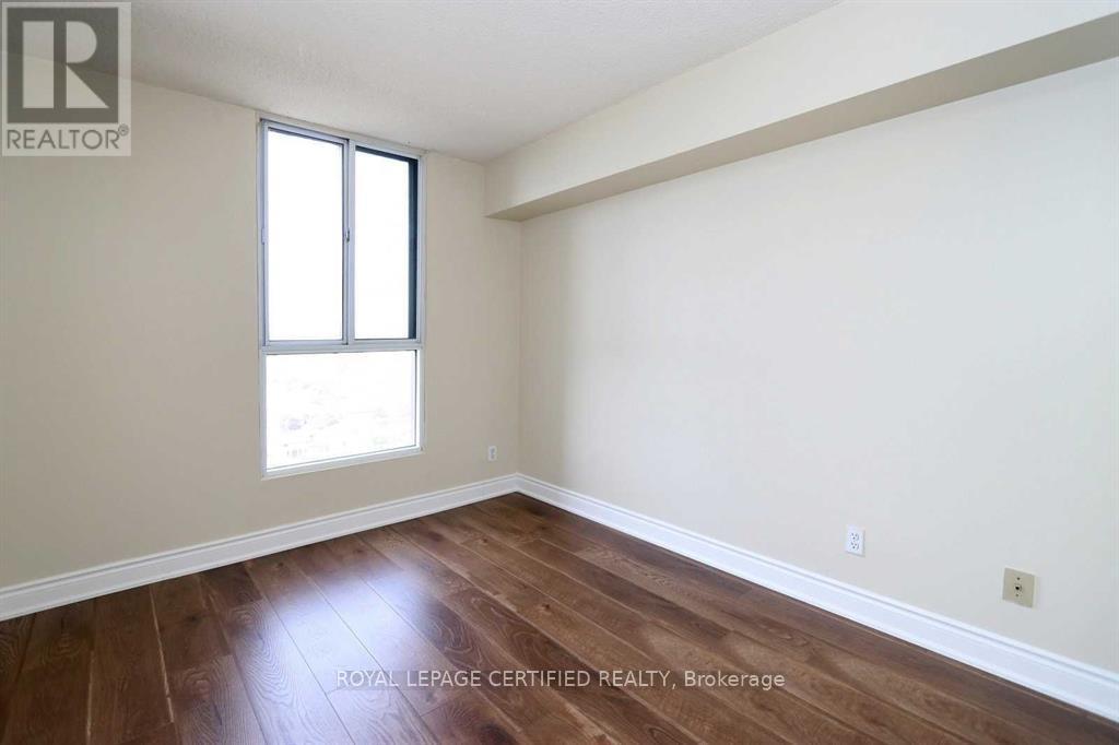 1910 - 155 Hillcrest Avenue, Mississauga, Ontario  L5B 3Z2 - Photo 10 - W13153034