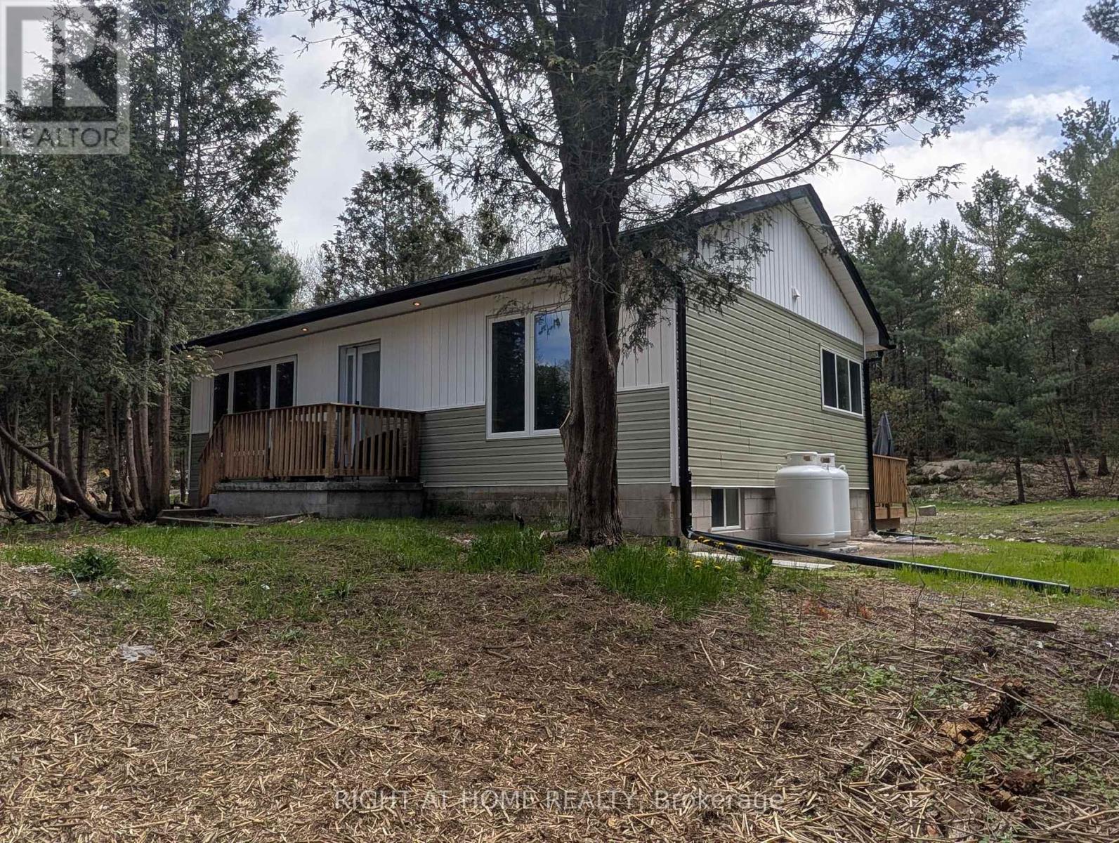 44 559 Highway, Carling, Ontario  P0G 1G0 - Photo 2 - X13153048