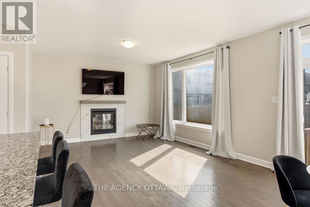 336 Barrett Farm Drive, Ottawa, Ontario  K1T 0X8 - Photo 10 - X13153080