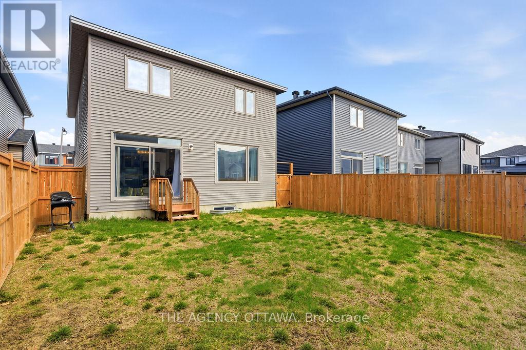 336 Barrett Farm Drive, Ottawa, Ontario  K1T 0X8 - Photo 34 - X13153080