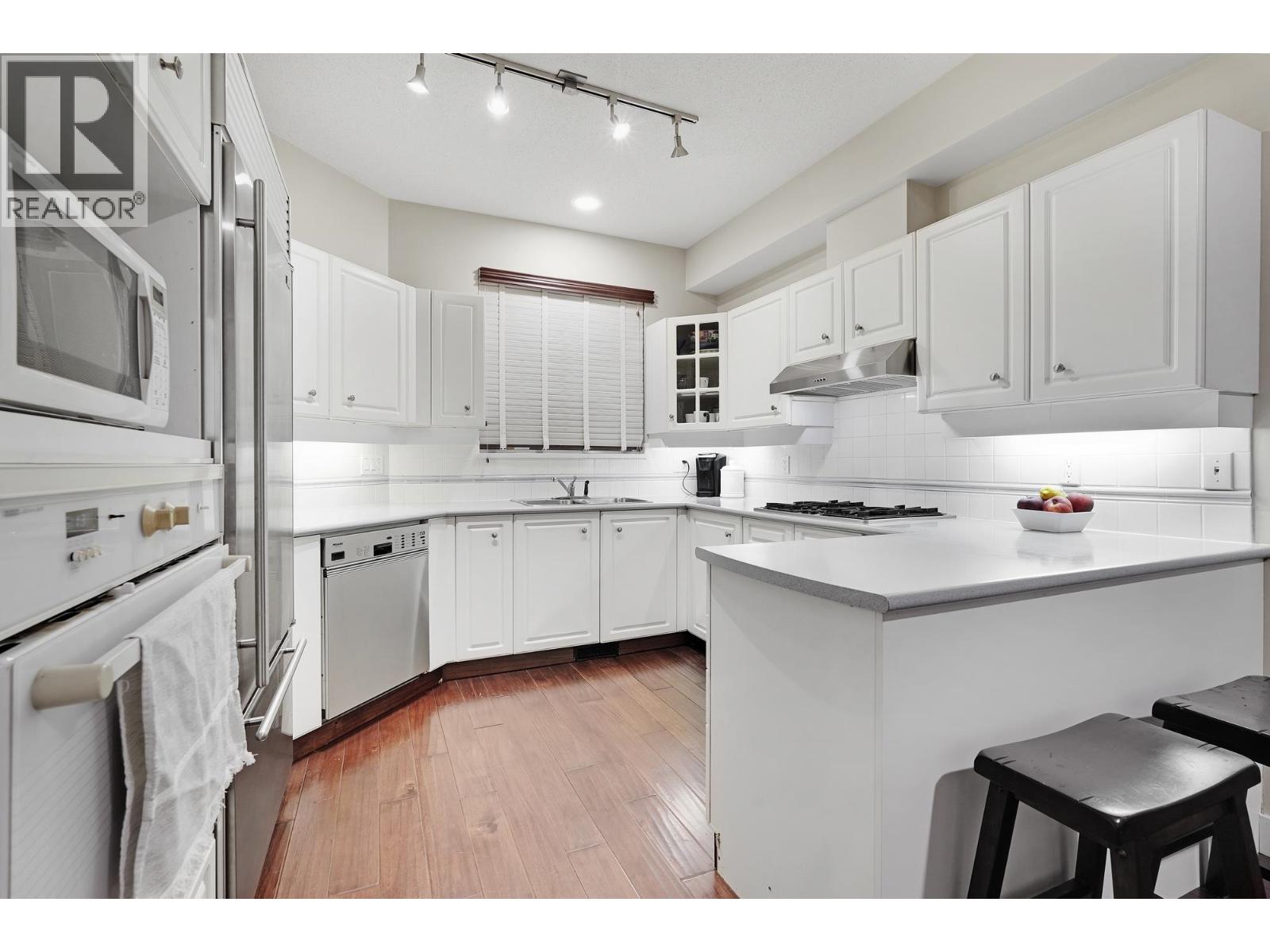 26 2615 Fortress Drive, Port Coquitlam, British Columbia  V3C 6E8 - Photo 2 - R3113174