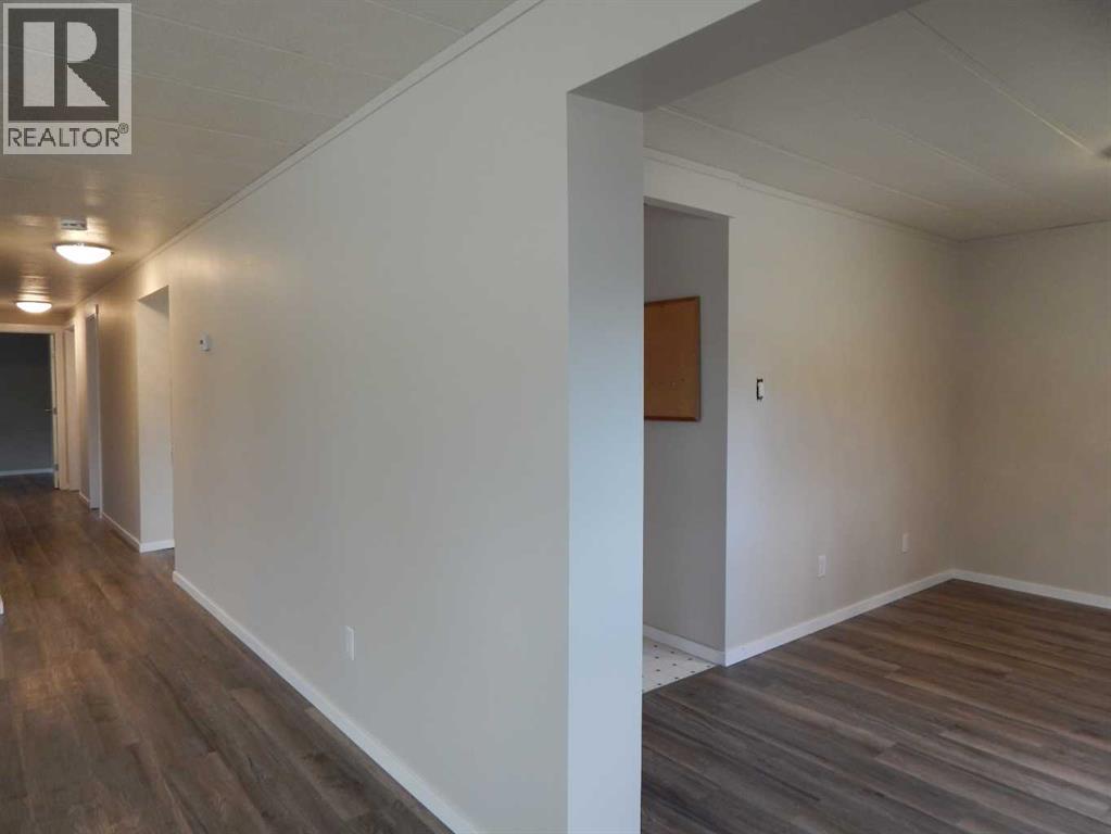 2222 21 Street, Bowden, Alberta  T0M 0K0 - Photo 7 - A2312207