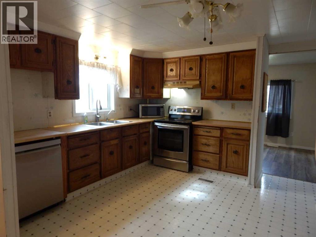2222 21 Street, Bowden, Alberta  T0M 0K0 - Photo 14 - A2312207