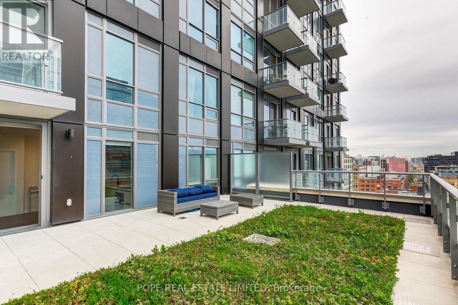 1502 - 108 Peter Street, Toronto, Ontario  M5V 0W2 - Photo 22 - C13153078