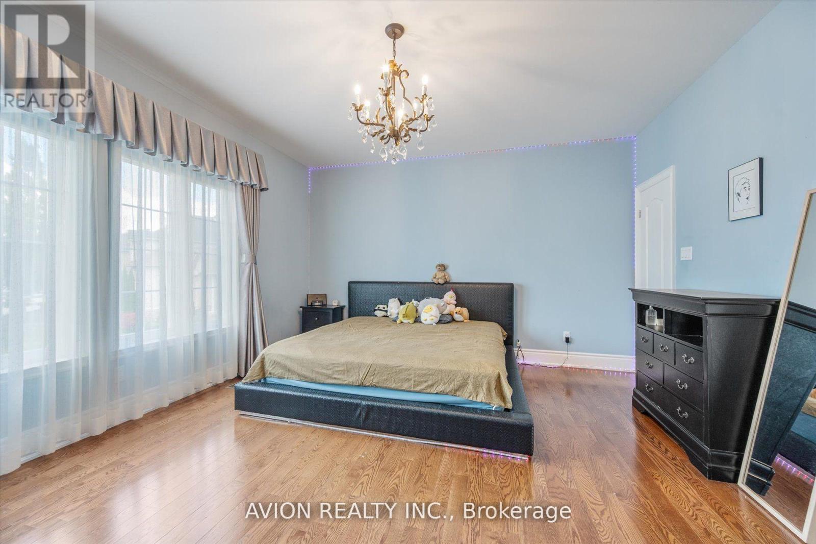 37 Frybrook Crescent, Richmond Hill, Ontario  L4B 4B9 - Photo 26 - N13153058