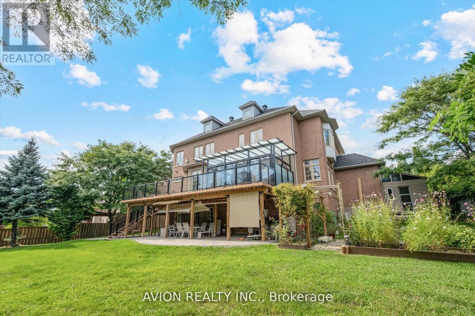 37 Frybrook Crescent, Richmond Hill, Ontario  L4B 4B9 - Photo 45 - N13153058