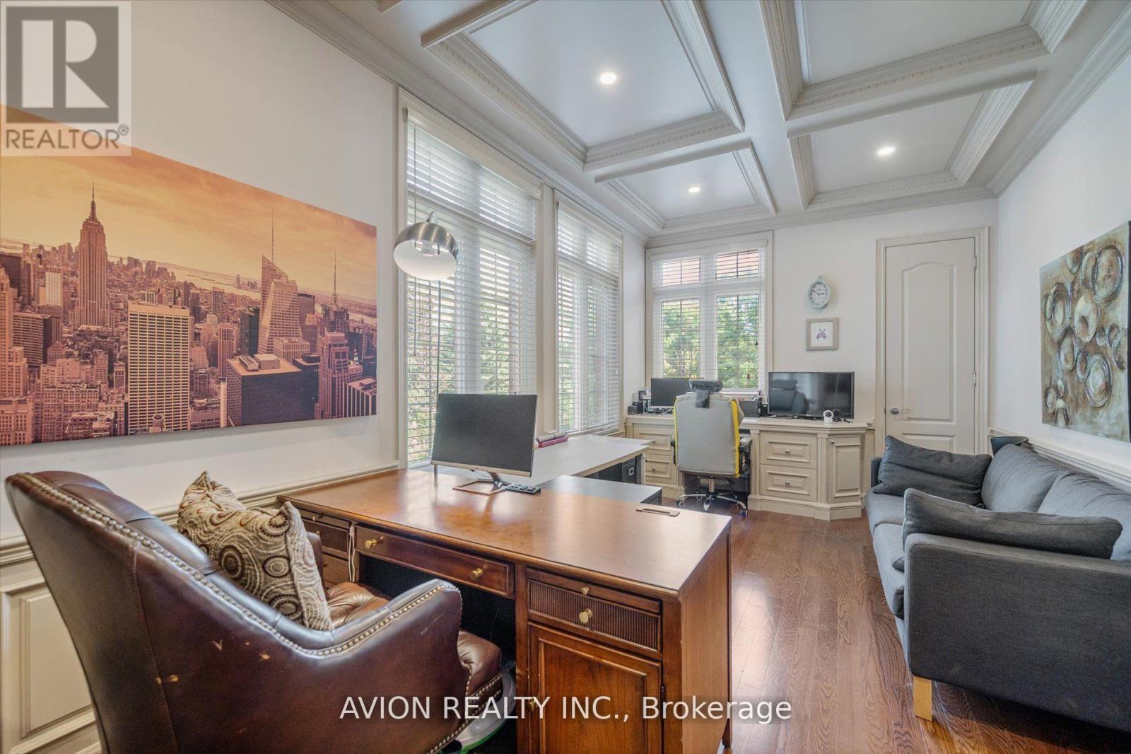37 Frybrook Crescent, Richmond Hill, Ontario  L4B 4B9 - Photo 7 - N13153058