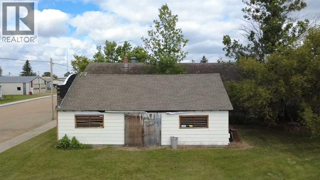 109 1 Street E, Alliance, Alberta T0B 0A0 - Photo 12 - A2243926