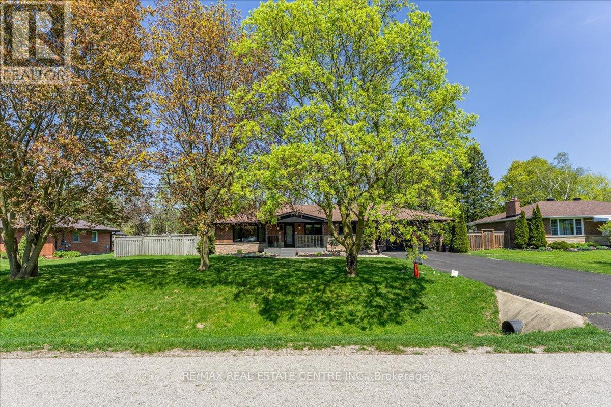 6 Maple Grove Road, Caledon, Ontario  L7K 0Z3 - Photo 2 - W13153066