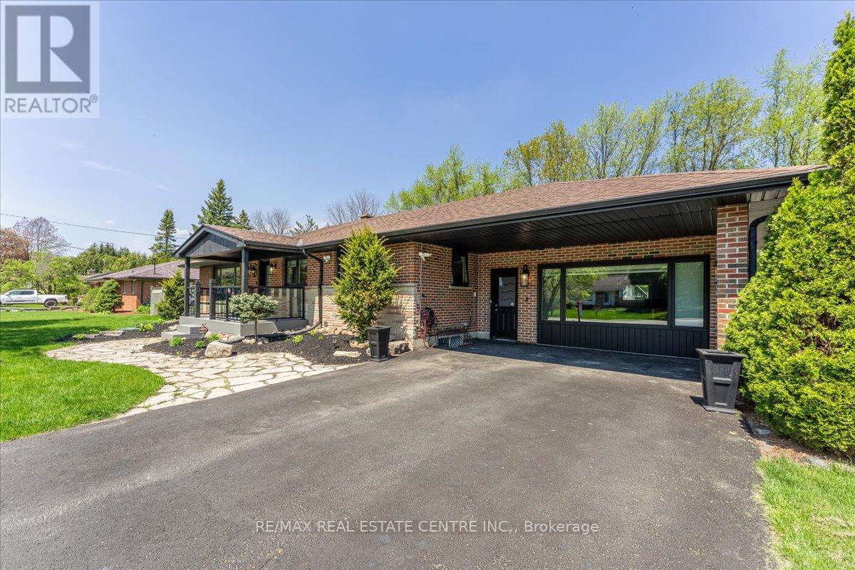 6 Maple Grove Road, Caledon, Ontario  L7K 0Z3 - Photo 3 - W13153066