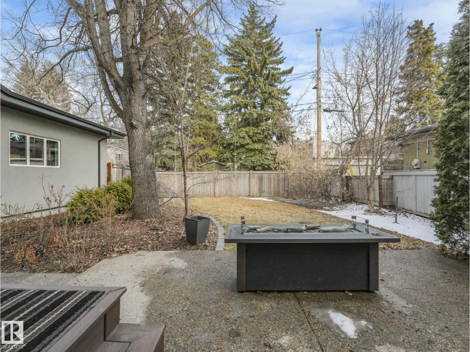 8927 120 St Nw, Edmonton, Alberta  T6J 1X6 - Photo 43 - E4483358