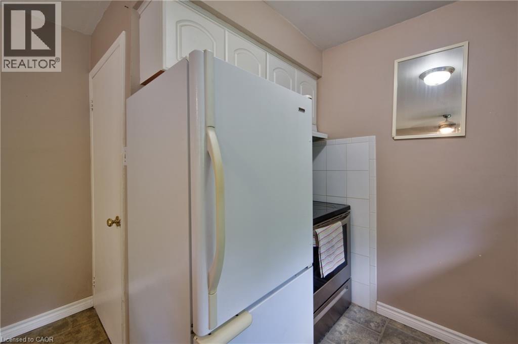 57 Clemens Avenue, Cambridge, Ontario  N3C 2W6 - Photo 13 - 40831124