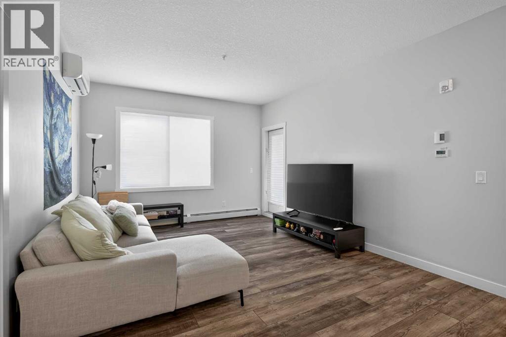 301, 55 Wolf Hollow Crescent SE, Calgary, Alberta  T2X 5K9 - Photo 3 - A2307974