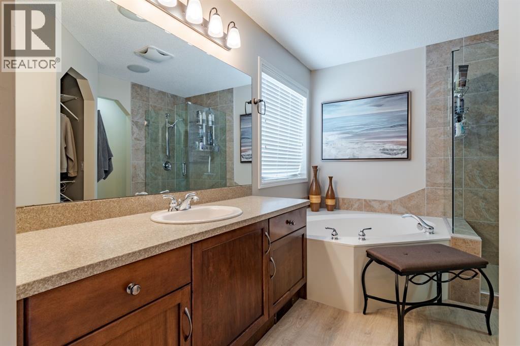 6 Cranwell Link SE, Calgary, Alberta  T3M 1G3 - Photo 15 - A2310764