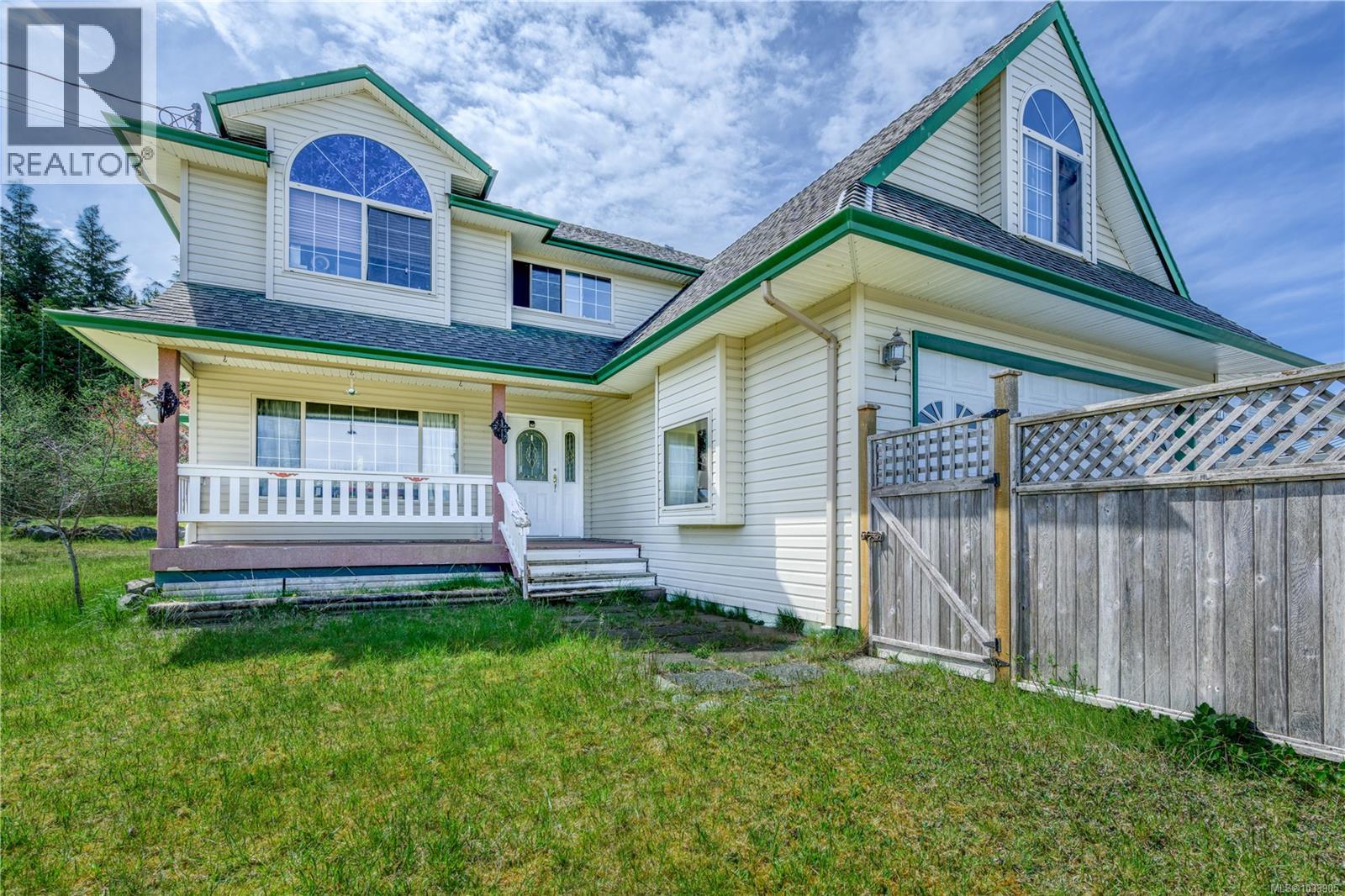 5000 Beaver Harbour Rd, Port Hardy, British Columbia  V0N 2P0 - Photo 1 - 1033905