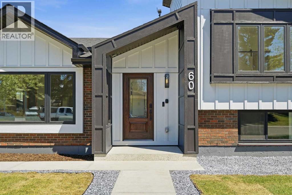 60 Lake Lucerne Close SE, Calgary, Alberta  T2J 3H8 - Photo 2 - A2310818