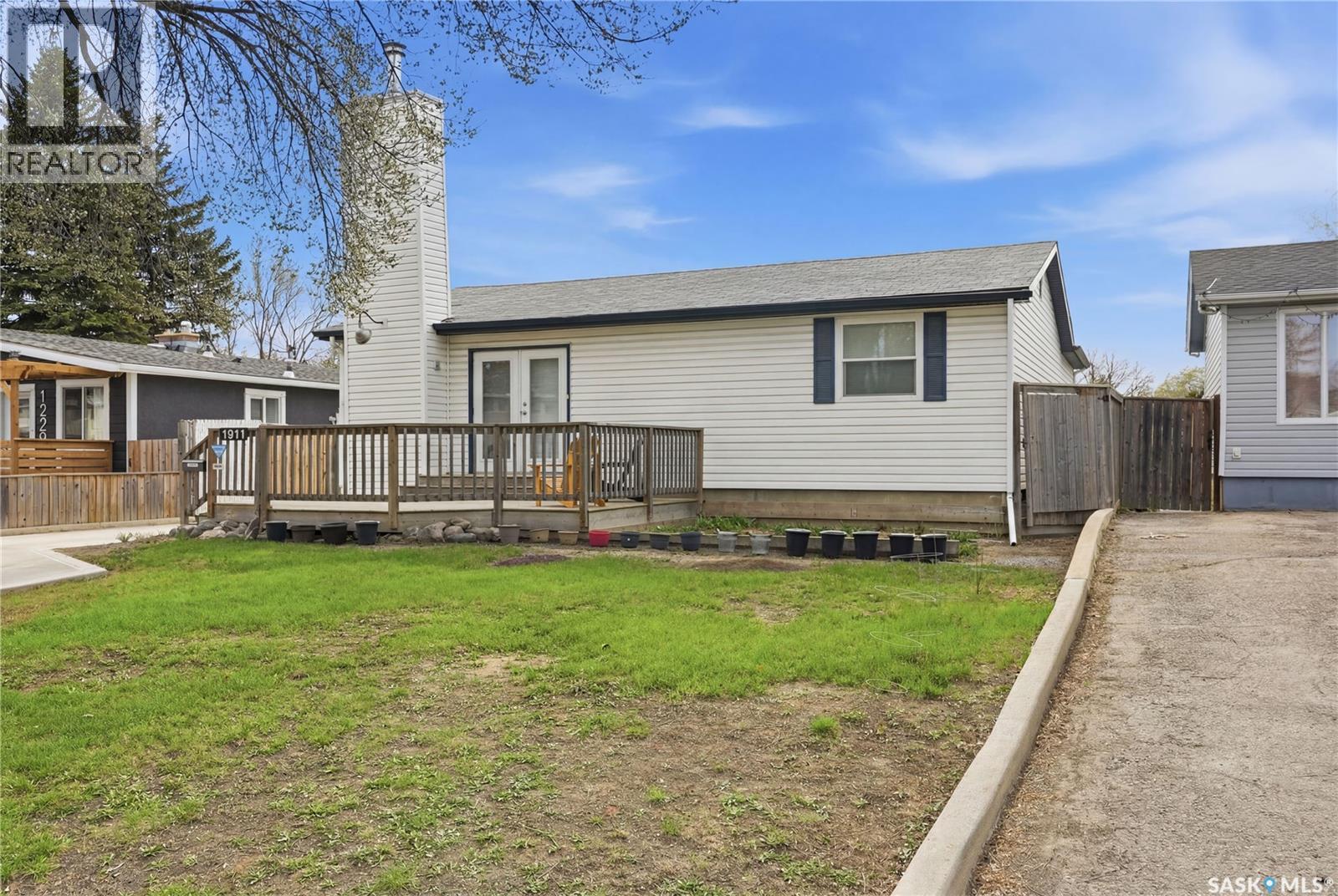 1301 W Avenue N, Saskatoon, Saskatchewan  S7L 3J2 - Photo 31 - SK036428