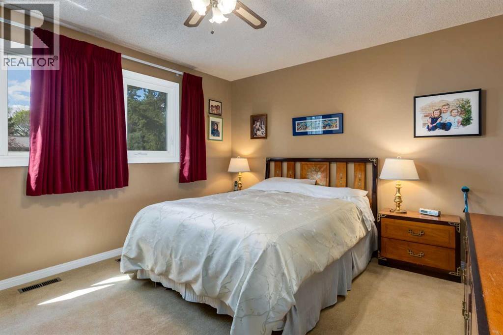 2724 Palliser Drive SW, Calgary, Alberta  T2V 4G2 - Photo 23 - A2312870