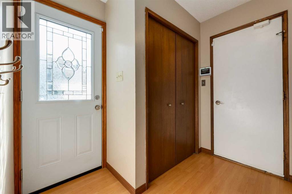 2724 Palliser Drive SW, Calgary, Alberta  T2V 4G2 - Photo 21 - A2312870