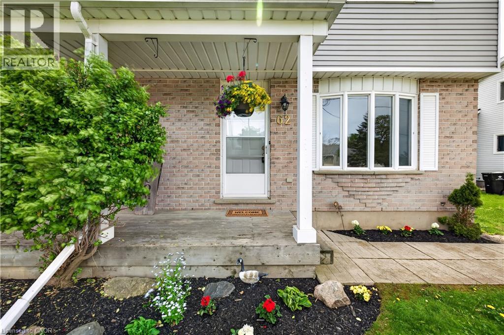 62 Catherine Street, New Hamburg, Ontario  N3A 1Z8 - Photo 3 - 40830158