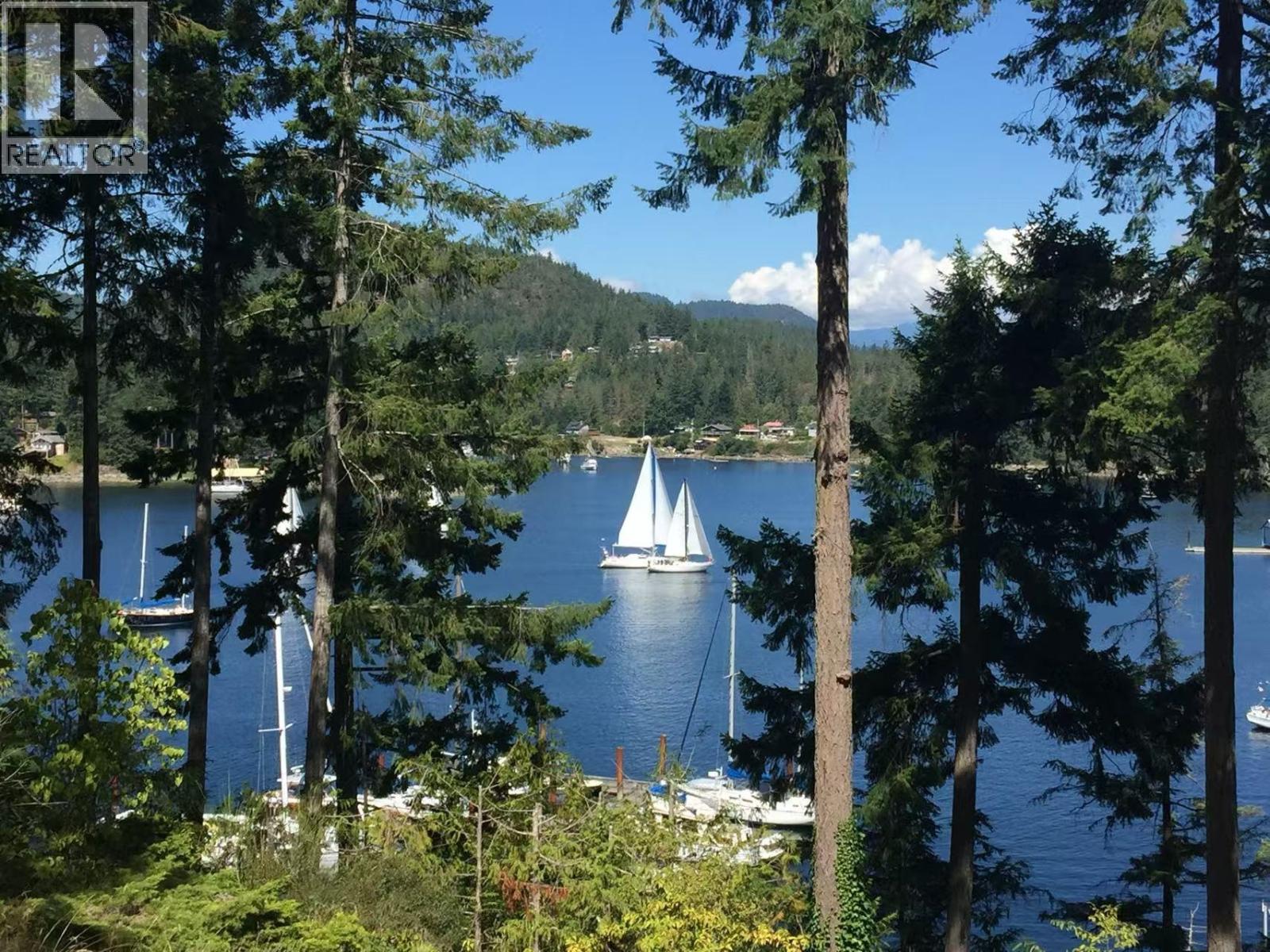 5099 JOHNSTONE ROAD, Madeira Park, British Columbia