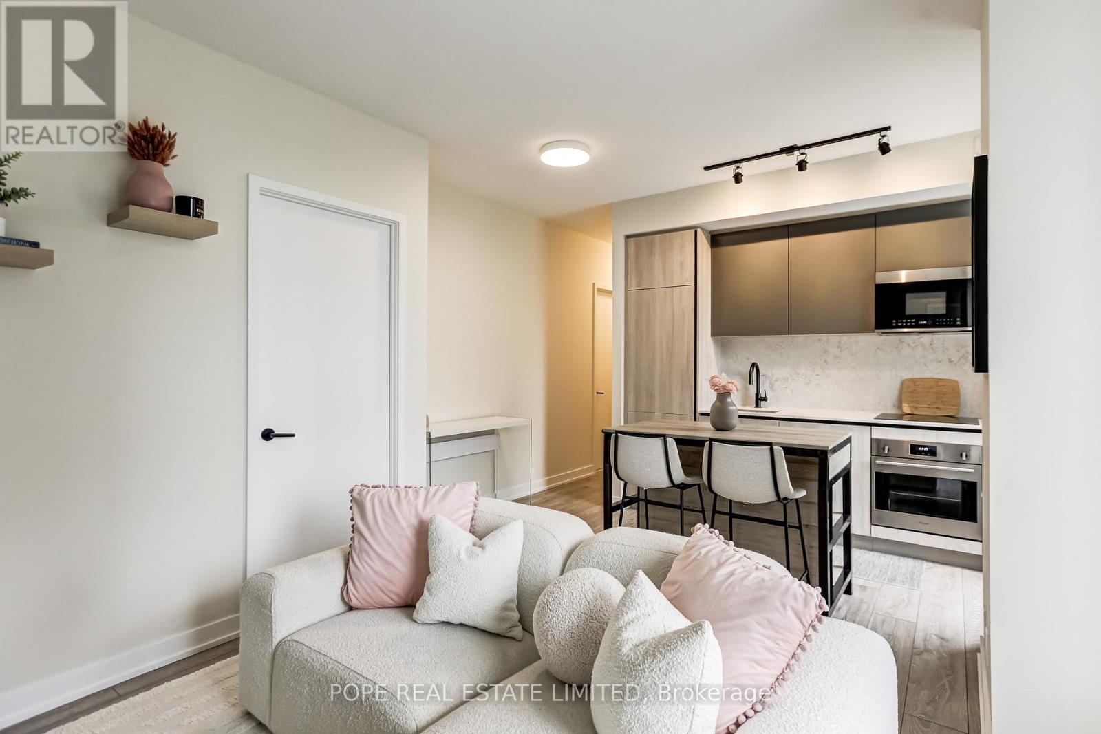 1502 - 108 Peter Street, Toronto, Ontario  M5V 0W2 - Photo 4 - C13153082