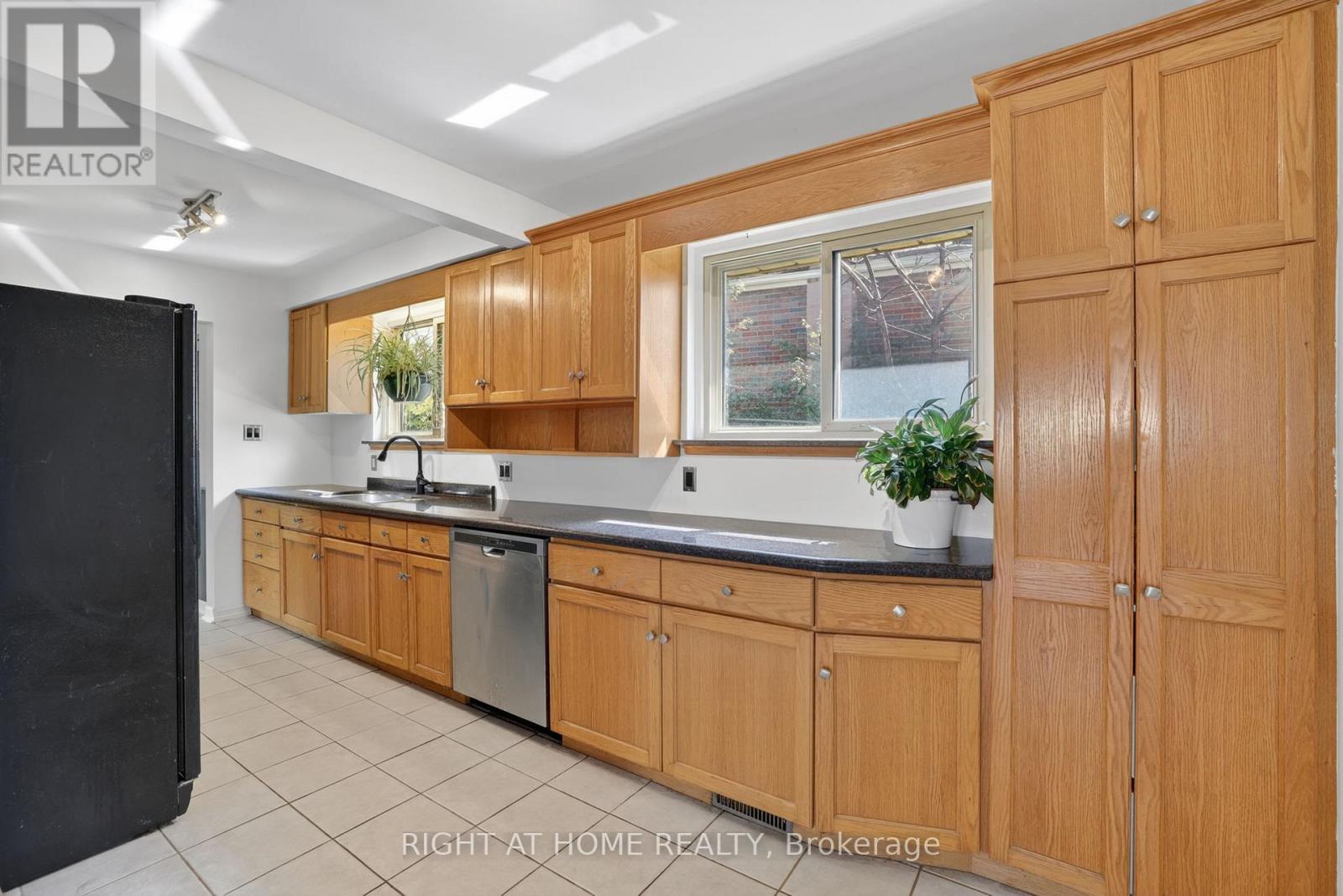 5 Fleance Drive, Markham, Ontario L3T 3J8 - Photo 13 - N13153096