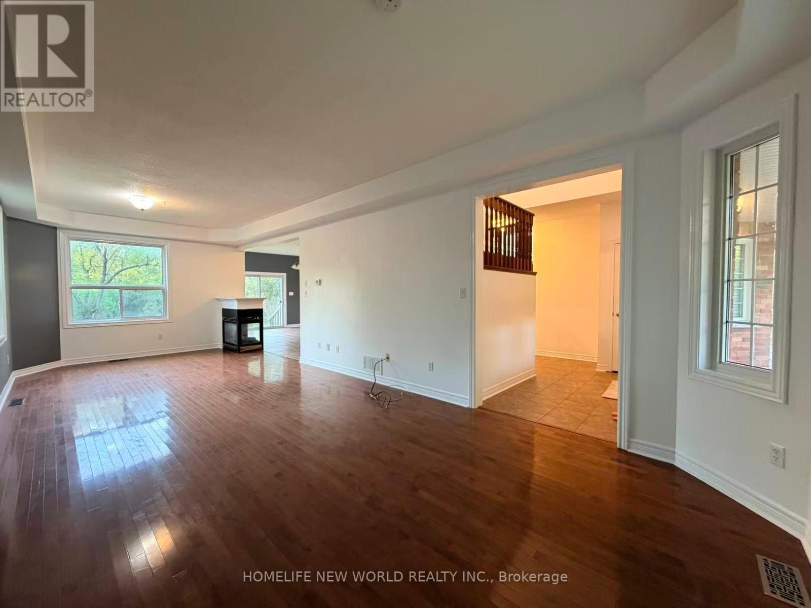 3370 Ravenshoe Road, Georgina, Ontario  L4P 3E9 - Photo 2 - N13153102