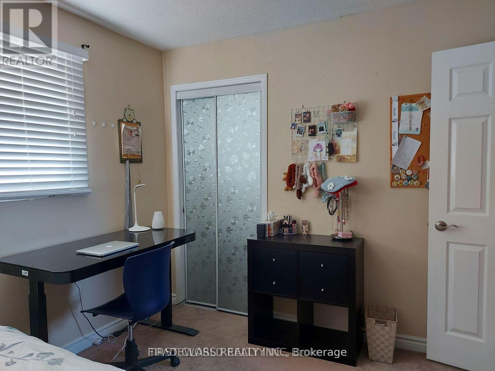 880 Leslie Valley Drive, Newmarket, Ontario  L3Y 7G9 - Photo 15 - N13153106