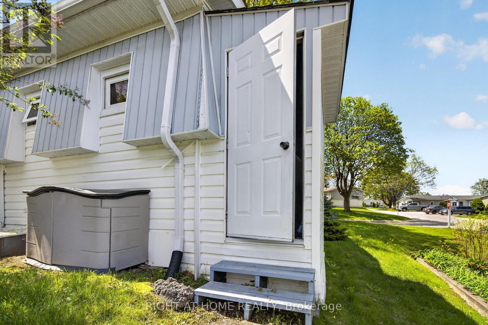 1 Mimosa Drive, Innisfil, Ontario L9S 1R2 - Photo 34 - N13153148